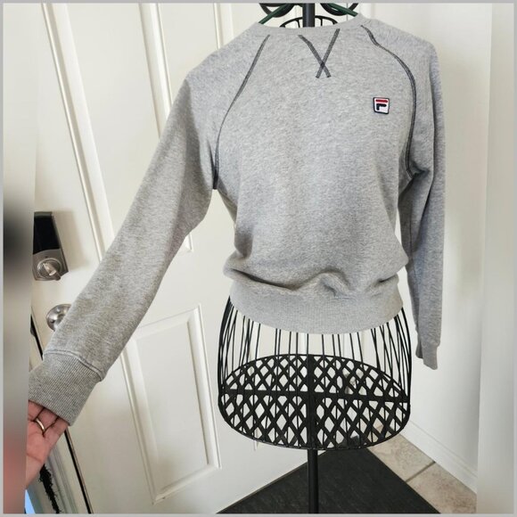 Heather Grey Fila crewneck Sweatshirt Women Size Small - Picture 1 of 4